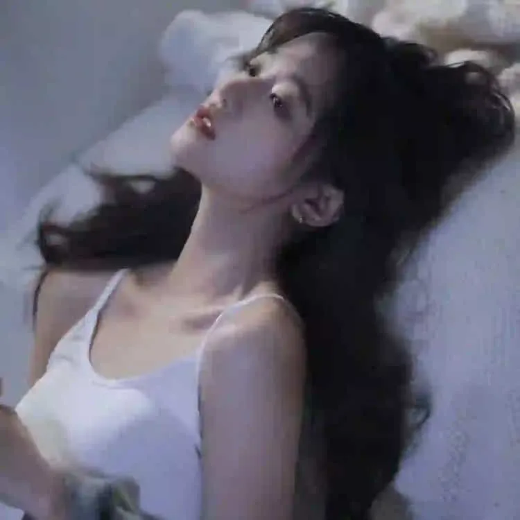 玄彬经典之作《秘密花园》高清国韩双语：财阀傲娇男与特技女演员的灵魂互换奇遇