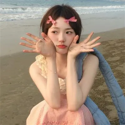 岩井俊二忧郁之作《关于莉莉周的一切》：网络暴力与残酷青春，唯美画面掩盖下的绝望